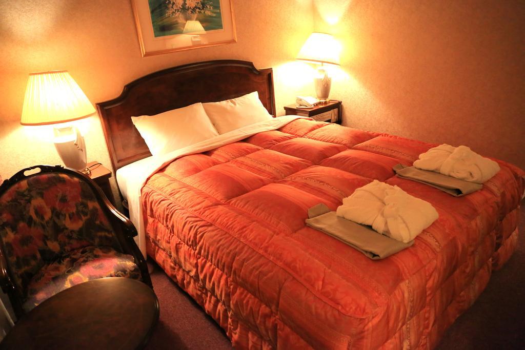 Hotel Palace Inn Toyota Тойота Екстер'єр фото