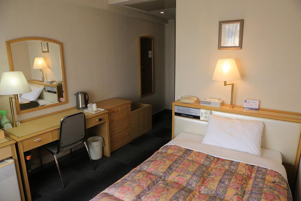 Hotel Palace Inn Toyota Тойота Екстер'єр фото