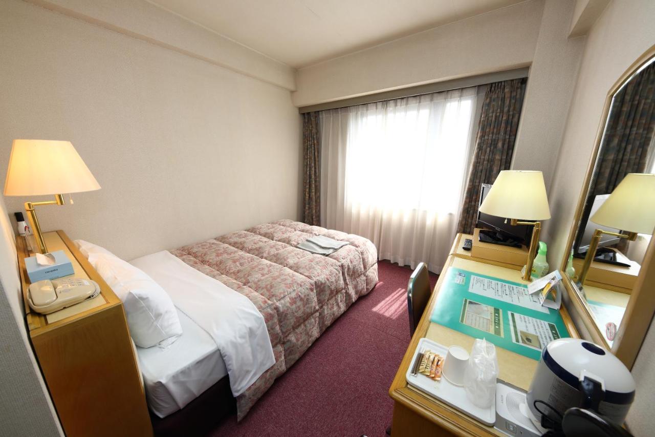 Hotel Palace Inn Toyota Тойота Екстер'єр фото